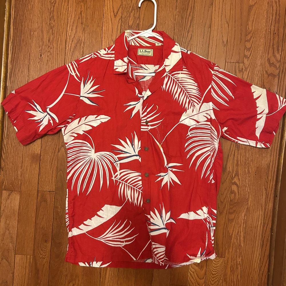 L.L. Bean Red and White Tropical Men's Shirt